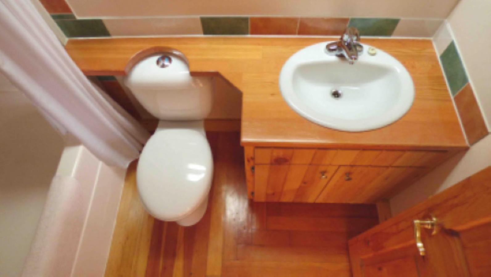 Seine Boat Inn Alert Bay Zewnętrze zdjęcie