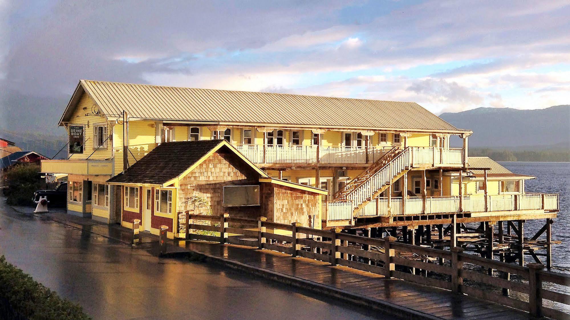 Seine Boat Inn Alert Bay Zewnętrze zdjęcie